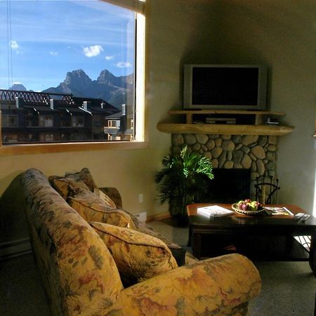 Apartment 411, Antique Heritage Кенмор Екстер'єр фото